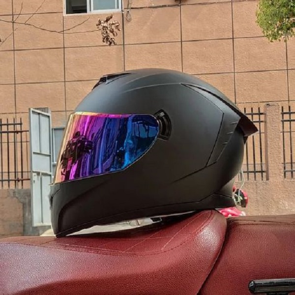 Find out which motorcycle helmet is considered the safest