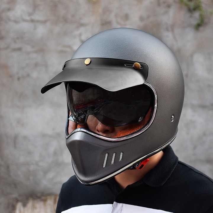 which states have motorcycle helmet laws